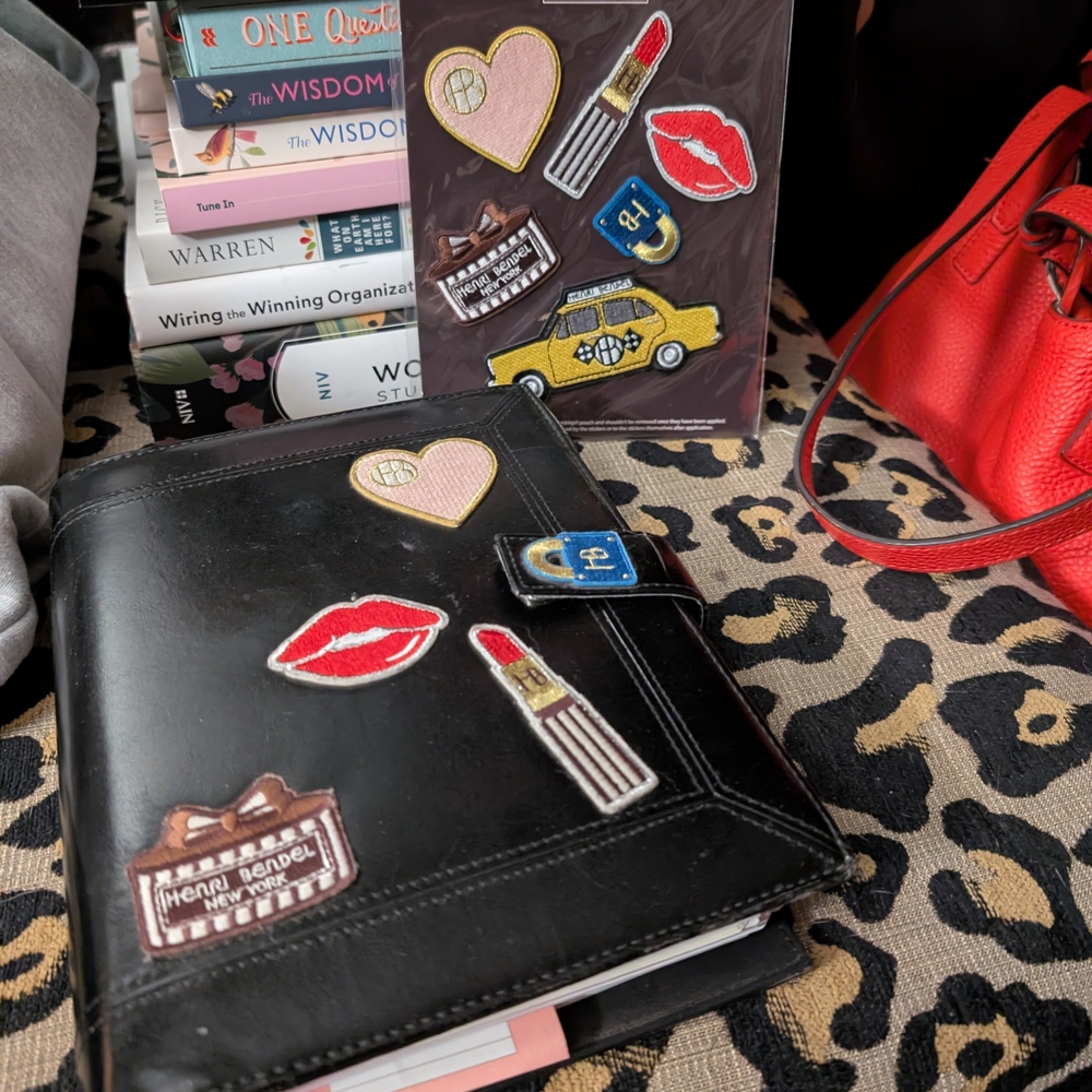Henri Bendel Fashion Sticker Set - Picture 5 of 5